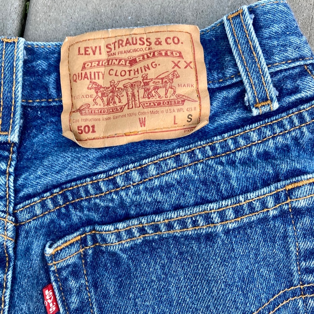 Vintage Distressed 501 Levi’s - Picture 5 of 5